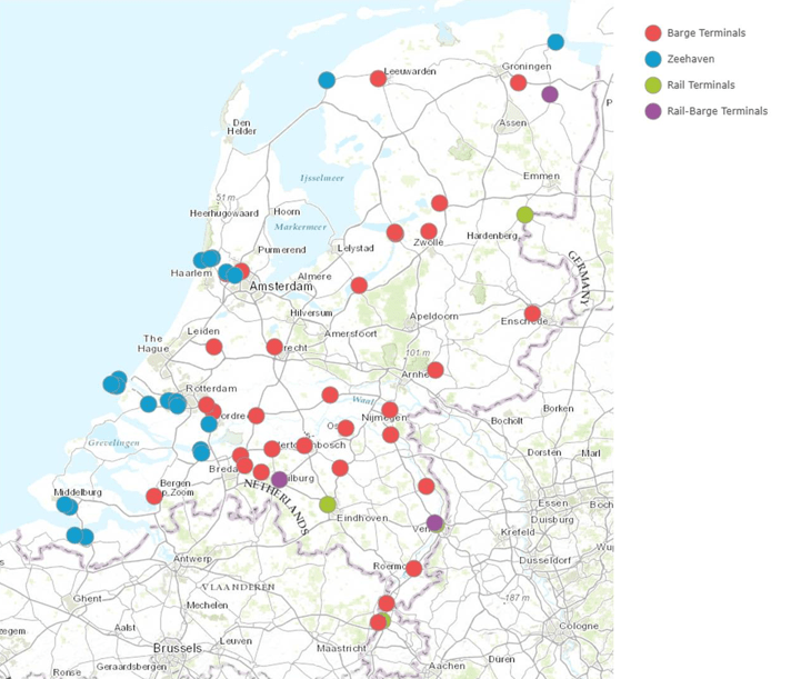 De aan- en afvoer van containers over zee en over land in TEU, 2015 (rood) en 2016 (blauw). Bron: HbR (2016).