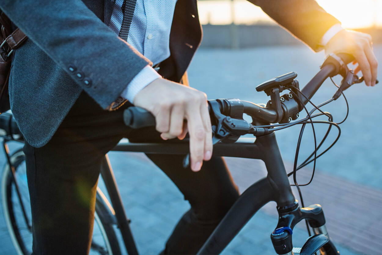 wedstrijd volwassene gemeenschap E-fiets helpt werkende Nederlander in het zadel | Nieuwsbericht |  Kennisinstituut voor Mobiliteitsbeleid