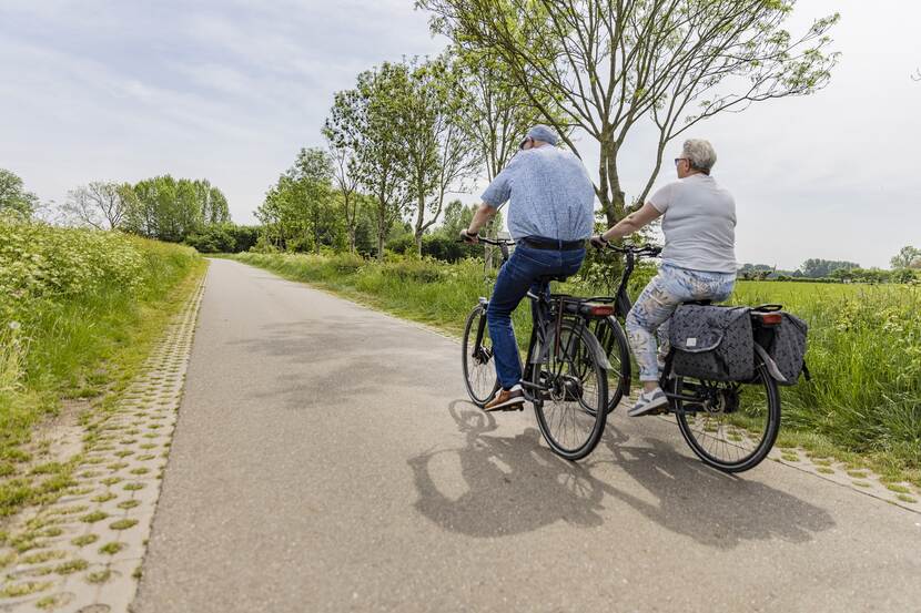 De e-fiets: niet alleen meer voor ouderen