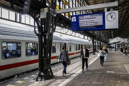 Trein naar Berlijn station Hengelo